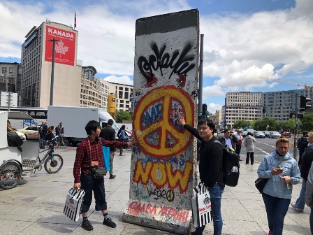 Berlin/Remains of Berlin Wall.jpg