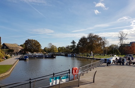 UKFT/Stratford Canal.jpg